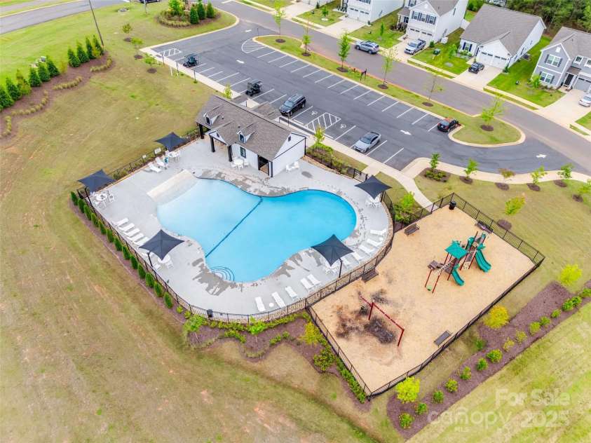 15298 Windward Lane, Lancaster, SC 29720.  MLS# CAR4214358, YatesRealty ID 21268. Small Pool & Playground