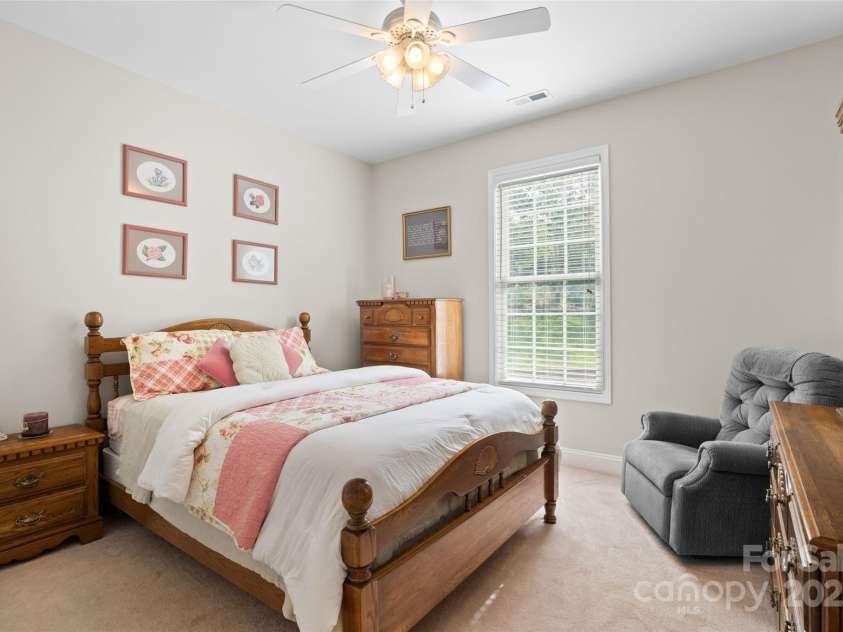 1912 Dawnhurst Lane, York, SC 29745.  MLS# CAR4269262, YatesRealty ID 21269. 