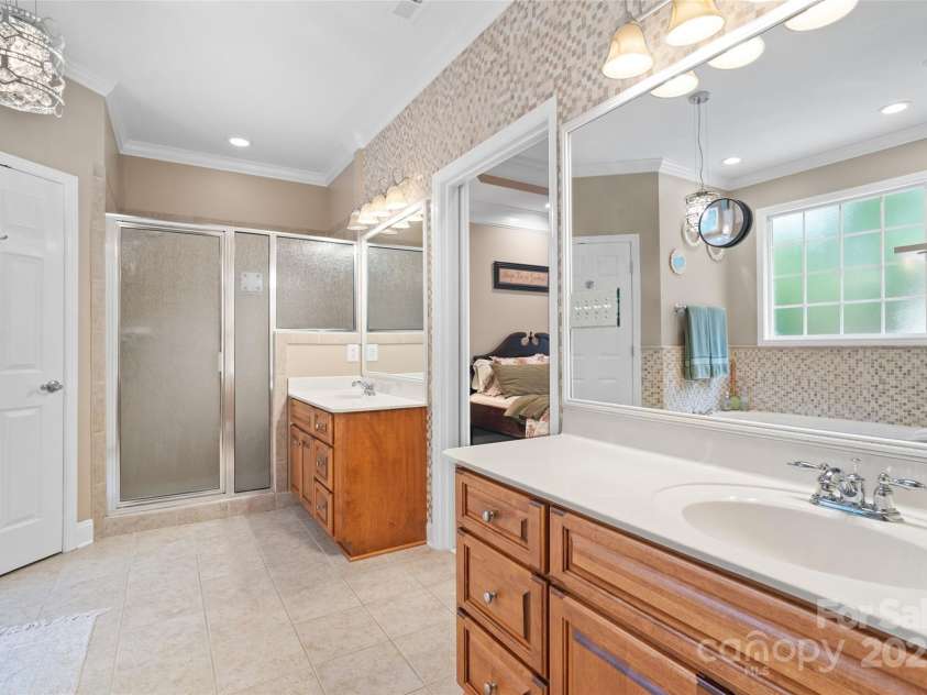 1912 Dawnhurst Lane, York, SC 29745.  MLS# CAR4269262, YatesRealty ID 21269. 