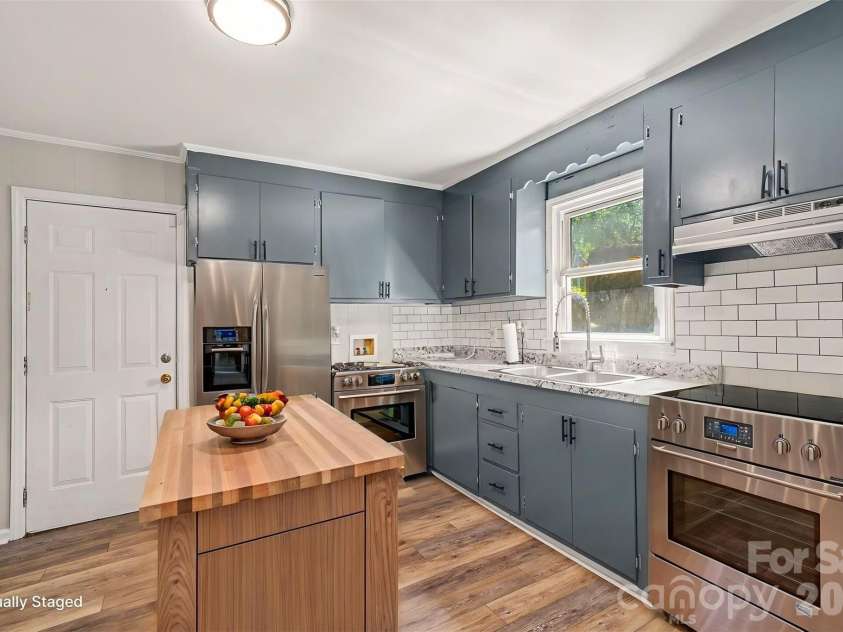 1813 Isaac Place, Shelby, NC 28152.  MLS# CAR4387203, YatesRealty ID 2127. 