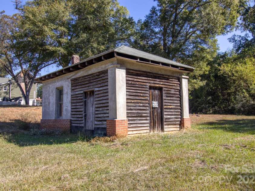 3062 Michelle Drive, Blackstock, SC 29014.  MLS# CAR4313747, YatesRealty ID 2127. 