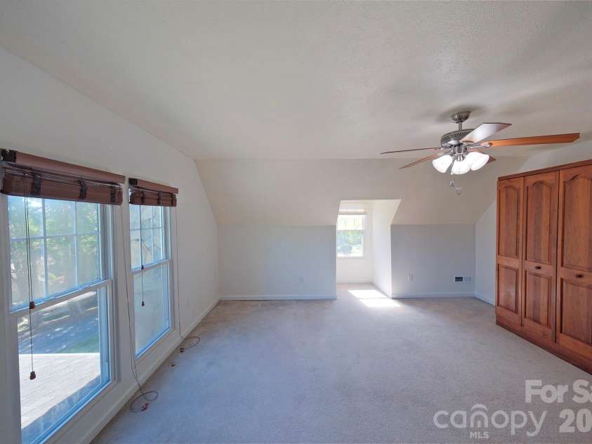132 Serenity Circle, Hendersonville, NC 28792.  MLS# CAR4378442, YatesRealty ID 21270. SPACIOUS UPSTAIRS BEDROOM