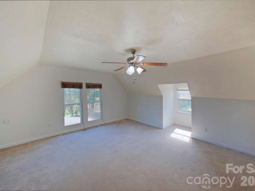 132 Serenity Circle, Hendersonville, NC 28792.  MLS# CAR4378442, YatesRealty ID 21270. UPSTAIRS BEDRM