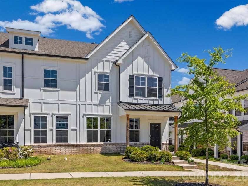 1941 Plath Top Road, Rock Hill, SC 29732.  MLS# CAR4373025, YatesRealty ID 21273. Front View