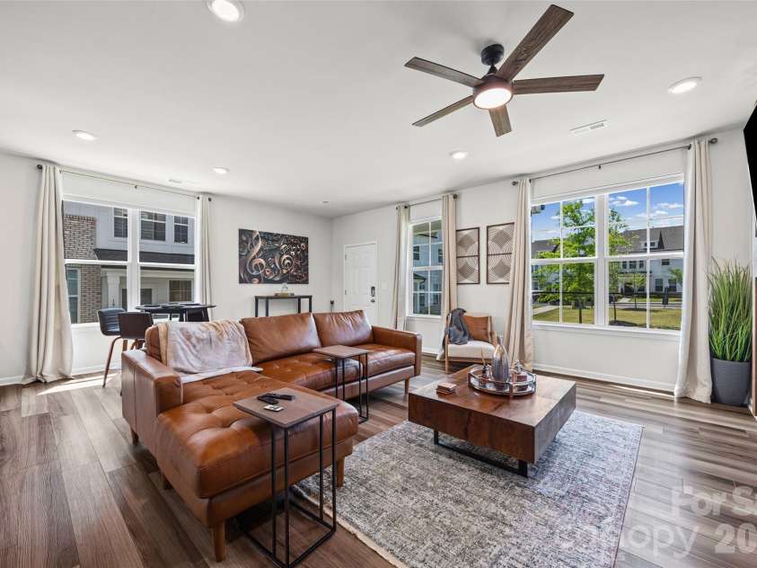 1941 Plath Top Road, Rock Hill, SC 29732.  MLS# CAR4373025, YatesRealty ID 21273. Living Room