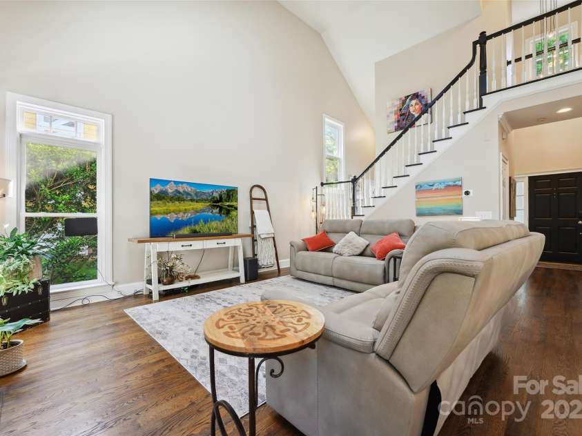 8109 Hawk Crest Court, Charlotte, NC 28270.  MLS# CAR4268028, YatesRealty ID 21274. 