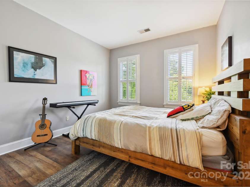 8109 Hawk Crest Court, Charlotte, NC 28270.  MLS# CAR4268028, YatesRealty ID 21274. 