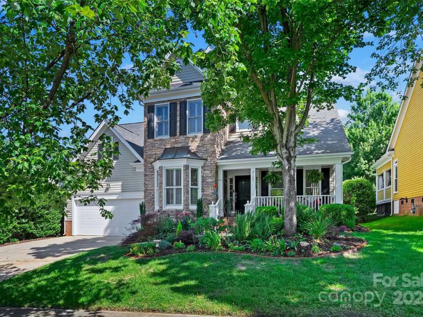 8109 Hawk Crest Court, Charlotte, NC 28270.  MLS# CAR4268028, YatesRealty ID 21274. 