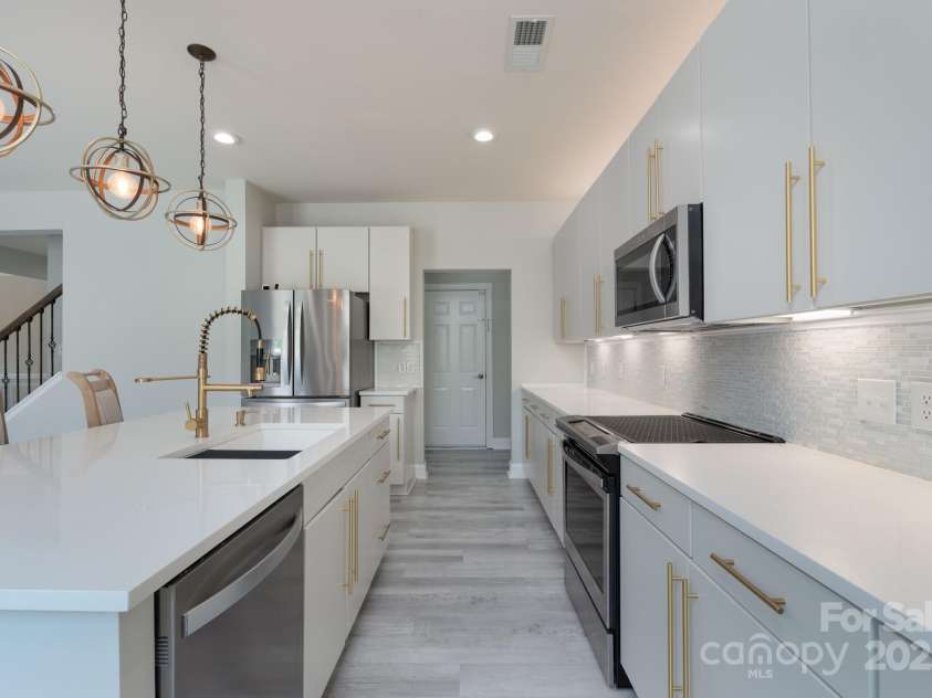 1211 Gold Rush Court, Fort Mill, SC 29708.  MLS# CAR4264284, YatesRealty ID 21275. 