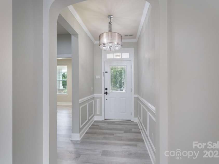 1211 Gold Rush Court, Fort Mill, SC 29708.  MLS# CAR4264284, YatesRealty ID 21275. Foyer