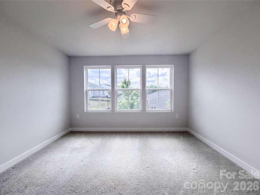124 Kristin View Lane, Troutman, NC 28166.  MLS# CAR4380342, YatesRealty ID 21275. 