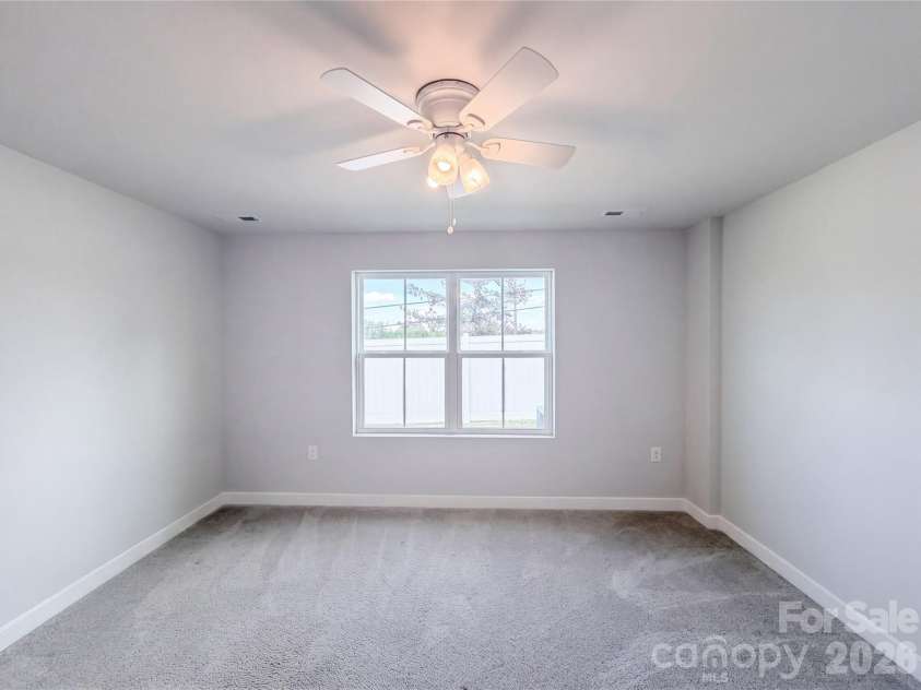 124 Kristin View Lane, Troutman, NC 28166.  MLS# CAR4380342, YatesRealty ID 21275. 
