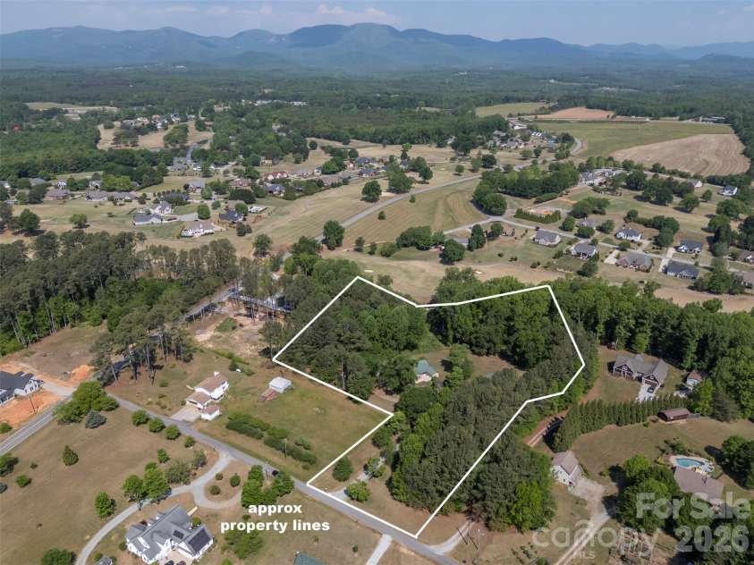 183-185 Rubin Thorne Road, Campobello, SC 29322.  MLS# CAR4366697, YatesRealty ID 21276. 