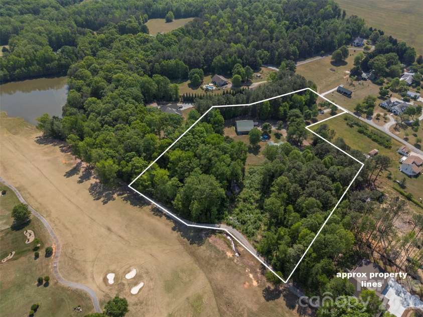 183-185 Rubin Thorne Road, Campobello, SC 29322.  MLS# CAR4366697, YatesRealty ID 21276. 