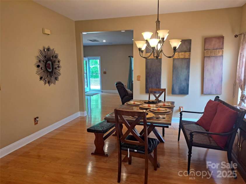 2206 Golden Larch Lane, Waxhaw, NC 28173.  MLS# CAR4244532, YatesRealty ID 21276. 