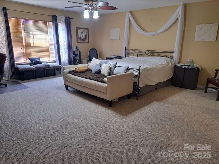 2206 Golden Larch Lane, Waxhaw, NC 28173.  MLS# CAR4244532, YatesRealty ID 21276. 