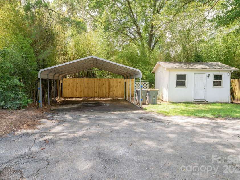 1208 Martin Luther King Avenue, Kannapolis, NC 28083.  MLS# CAR4271150, YatesRealty ID 21278. 