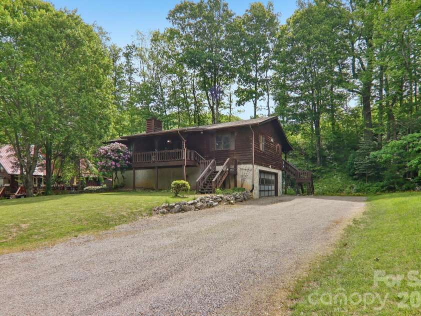 267 Caldwell Drive, Maggie Valley, NC 28751.  MLS# CAR4377603, YatesRealty ID 21278. 