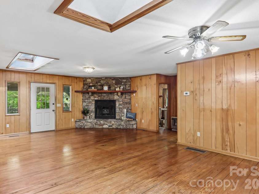 267 Caldwell Drive, Maggie Valley, NC 28751.  MLS# CAR4377603, YatesRealty ID 21278. 