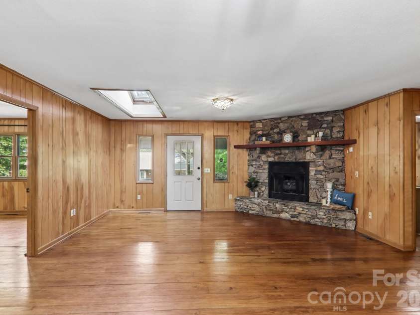 267 Caldwell Drive, Maggie Valley, NC 28751.  MLS# CAR4377603, YatesRealty ID 21278. 
