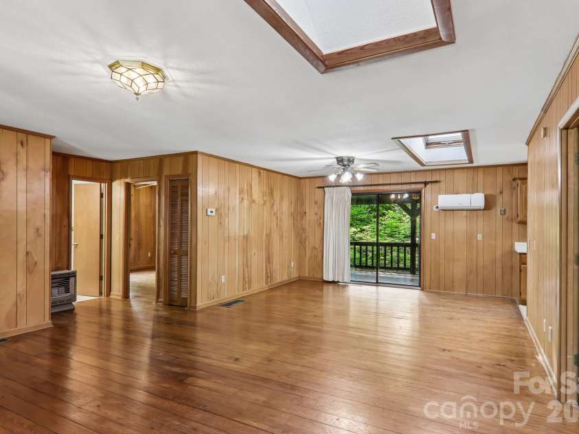 267 Caldwell Drive, Maggie Valley, NC 28751.  MLS# CAR4377603, YatesRealty ID 21278. 
