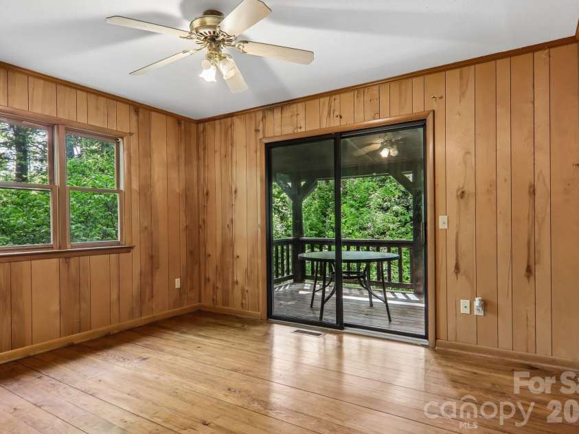 267 Caldwell Drive, Maggie Valley, NC 28751.  MLS# CAR4377603, YatesRealty ID 21278. 