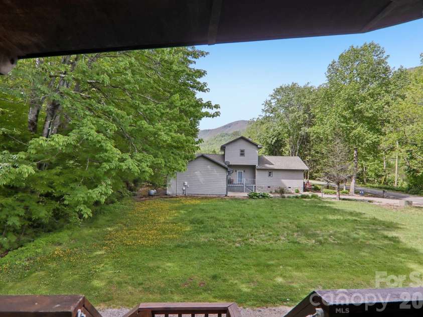 267 Caldwell Drive, Maggie Valley, NC 28751.  MLS# CAR4377603, YatesRealty ID 21278. 