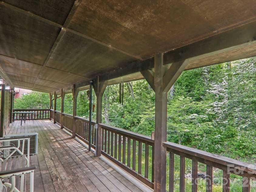 267 Caldwell Drive, Maggie Valley, NC 28751.  MLS# CAR4377603, YatesRealty ID 21278. 