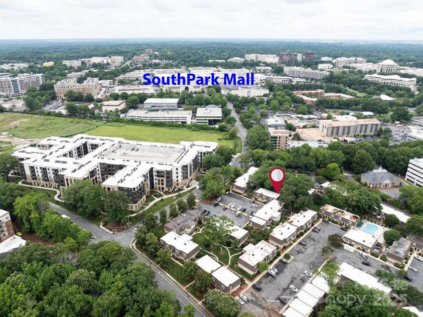 1708 Roxborough Road, Charlotte, NC 28211.  MLS# CAR4271759, YatesRealty ID 21279. 