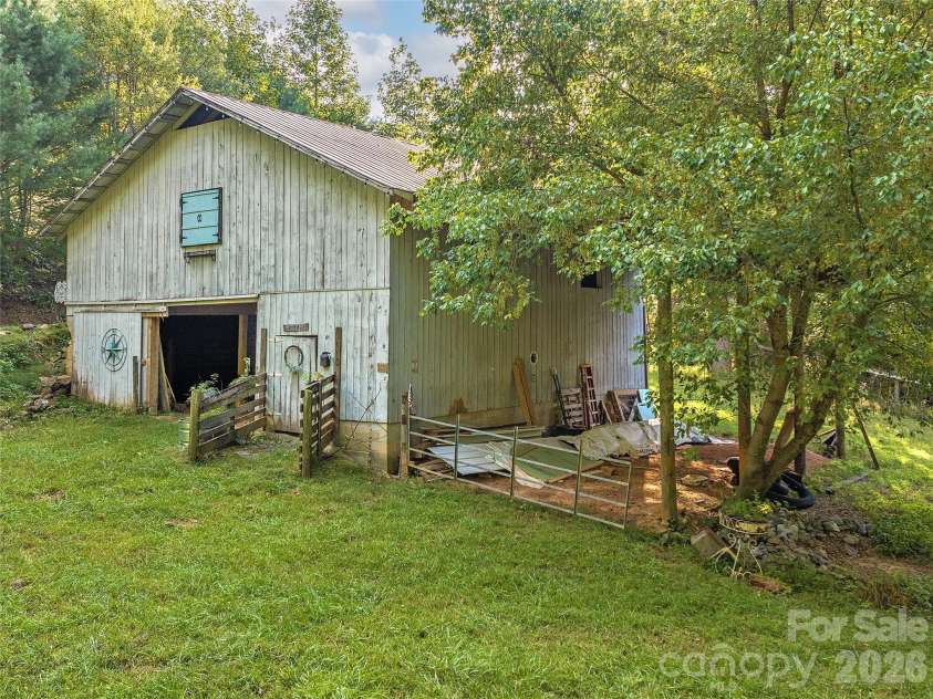 4546 Pine Log Road, Brasstown, NC 28902.  MLS# CAR4368222, YatesRealty ID 21279. 