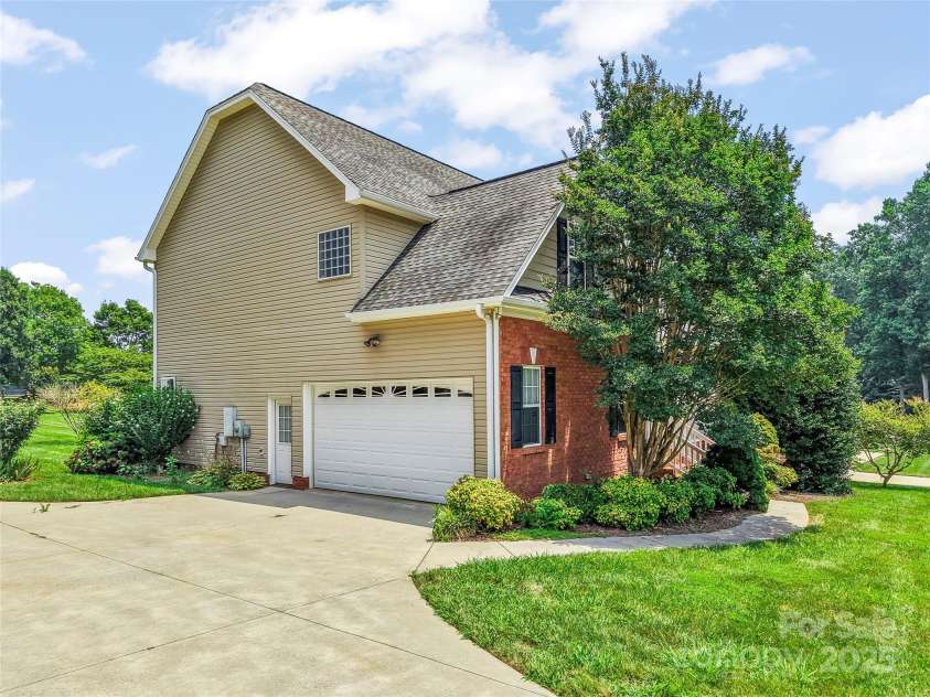 127 Arbor Hill Avenue, Mocksville, NC 27028.  MLS# CAR4285602, YatesRealty ID 2128. 