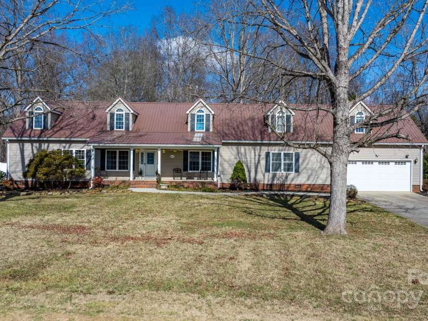 468 White Oak Branch Road, Statesville, NC 28625.  MLS# CAR4225027, YatesRealty ID 2128. 