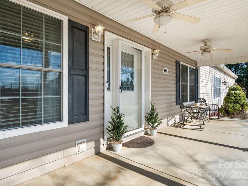468 White Oak Branch Road, Statesville, NC 28625.  MLS# CAR4225027, YatesRealty ID 2128. 