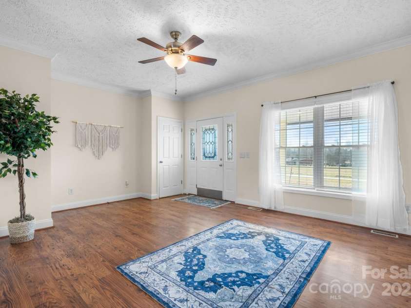 468 White Oak Branch Road, Statesville, NC 28625.  MLS# CAR4225027, YatesRealty ID 2128. 