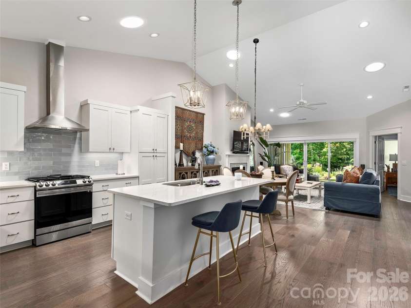 31 Cozy Cottage Way, Arden, NC 28704.  MLS# CAR4364624, YatesRealty ID 21280. 