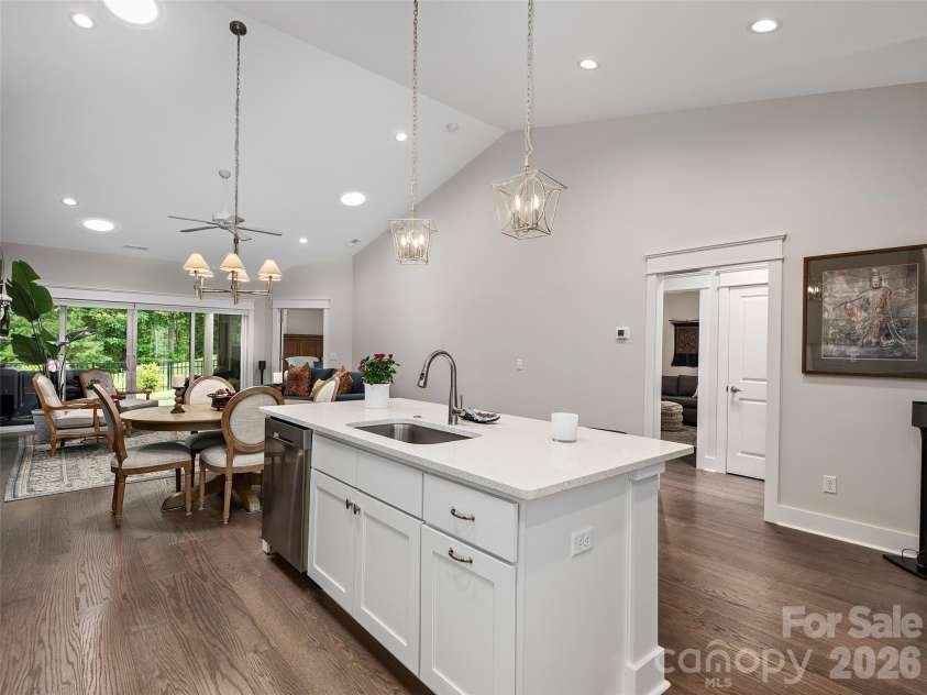 31 Cozy Cottage Way, Arden, NC 28704.  MLS# CAR4364624, YatesRealty ID 21280. 