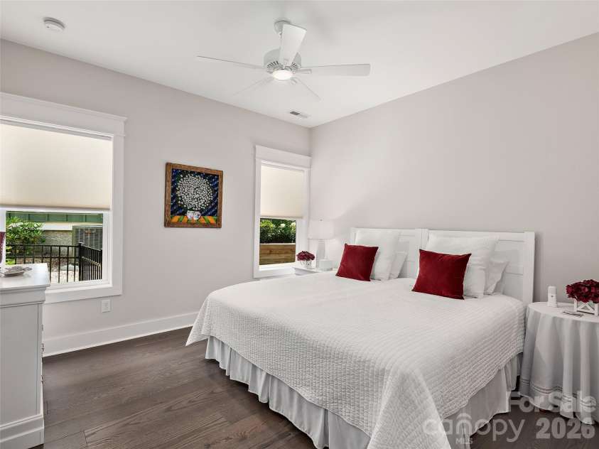 31 Cozy Cottage Way, Arden, NC 28704.  MLS# CAR4364624, YatesRealty ID 21280. 