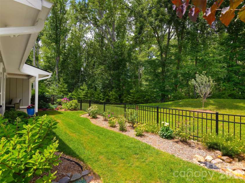 31 Cozy Cottage Way, Arden, NC 28704.  MLS# CAR4364624, YatesRealty ID 21280. 
