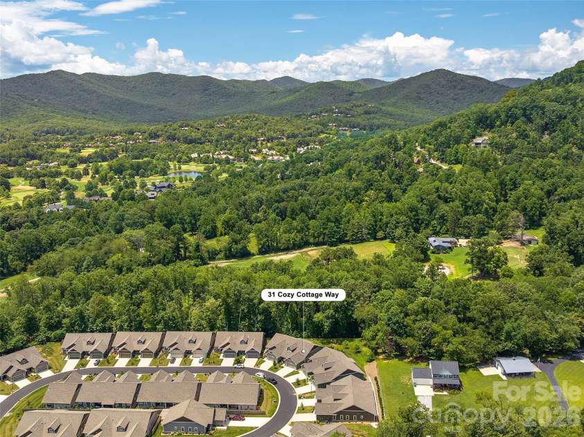 31 Cozy Cottage Way, Arden, NC 28704.  MLS# CAR4364624, YatesRealty ID 21280. 