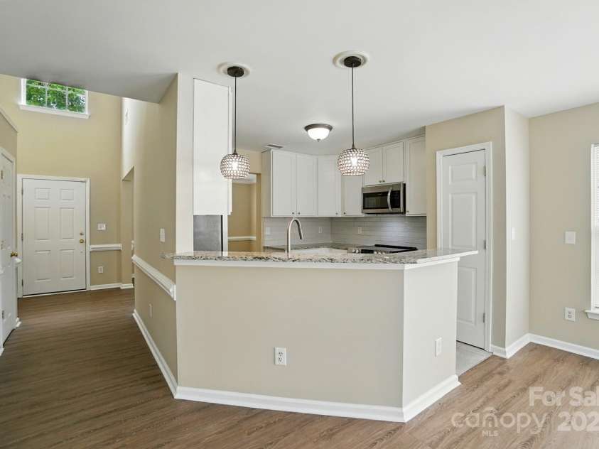 4982 Bentgrass Run Drive, Charlotte, NC 28269.  MLS# CAR4271129, YatesRealty ID 21280. 