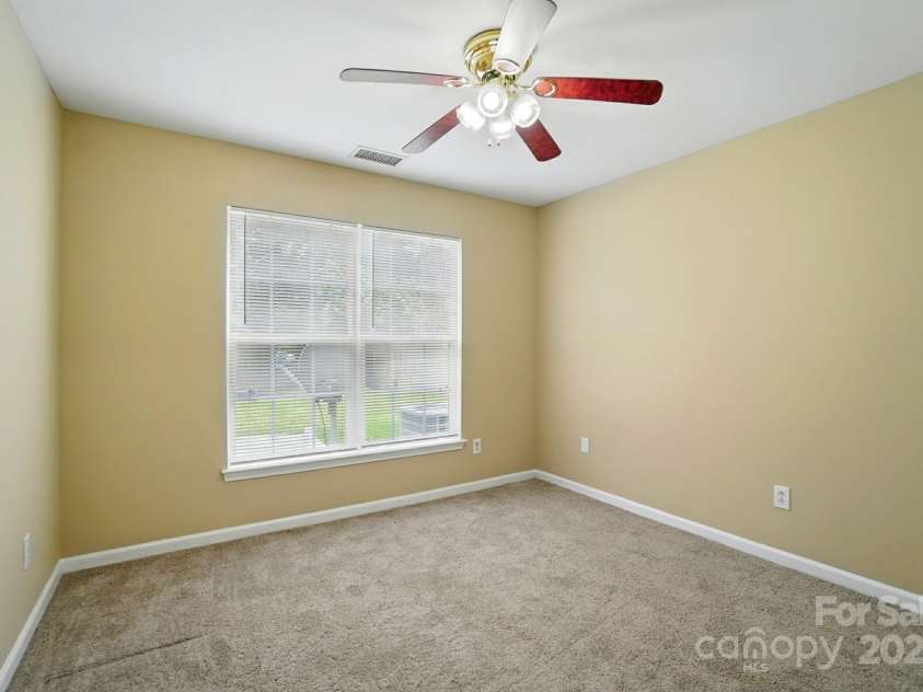 4982 Bentgrass Run Drive, Charlotte, NC 28269.  MLS# CAR4271129, YatesRealty ID 21280. 