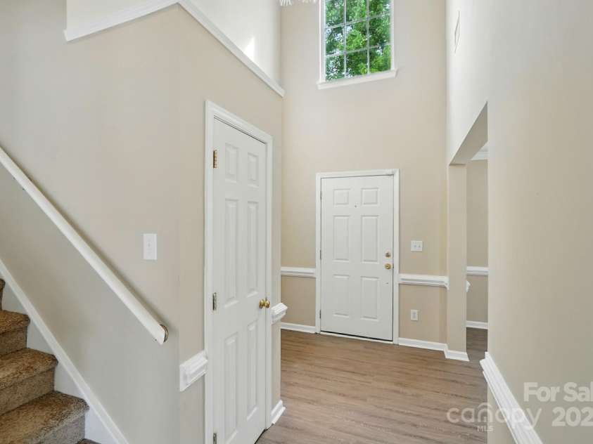 4982 Bentgrass Run Drive, Charlotte, NC 28269.  MLS# CAR4271129, YatesRealty ID 21280. 