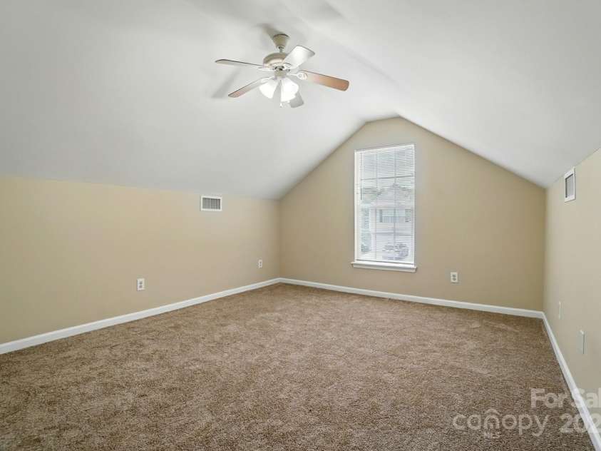 4982 Bentgrass Run Drive, Charlotte, NC 28269.  MLS# CAR4271129, YatesRealty ID 21280. 