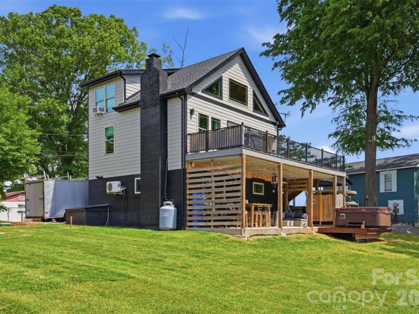 4473 Ridge Street, Claremont, NC 28610.  MLS# CAR4377656, YatesRealty ID 21281. 