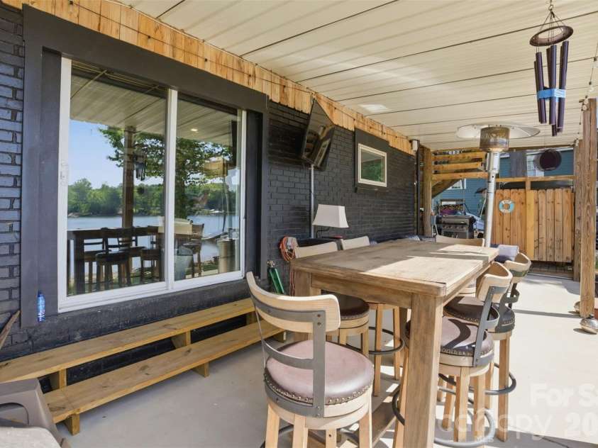 4473 Ridge Street, Claremont, NC 28610.  MLS# CAR4377656, YatesRealty ID 21281. 