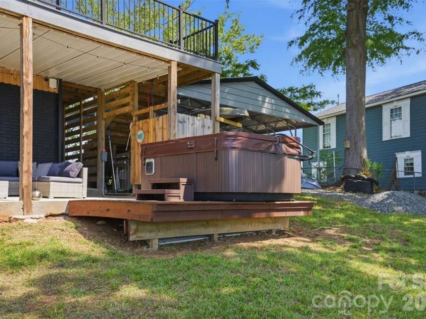 4473 Ridge Street, Claremont, NC 28610.  MLS# CAR4377656, YatesRealty ID 21281. 