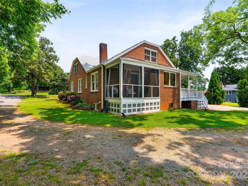 1302 Rutherford Street, Landrum, SC 29356.  MLS# CAR4265013, YatesRealty ID 21282. 