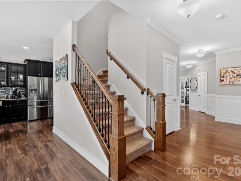 10012 Michael Crossing Drive, Charlotte, NC 28213.  MLS# CAR4358230, YatesRealty ID 21283. 