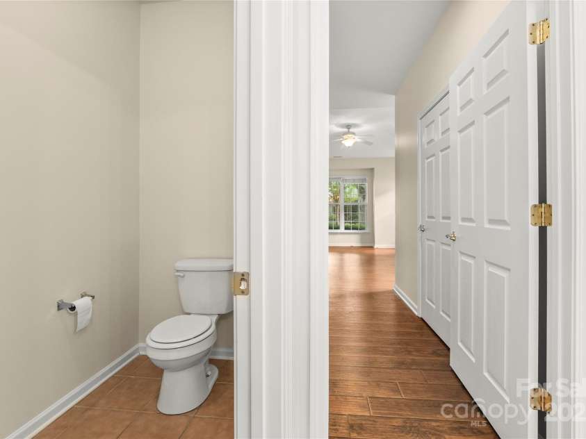 9430 Duckhorn Drive, Charlotte, NC 28277.  MLS# CAR4257670, YatesRealty ID 21283. 