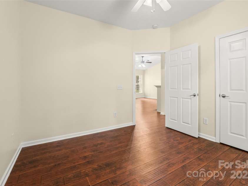 9430 Duckhorn Drive, Charlotte, NC 28277.  MLS# CAR4257670, YatesRealty ID 21283. 